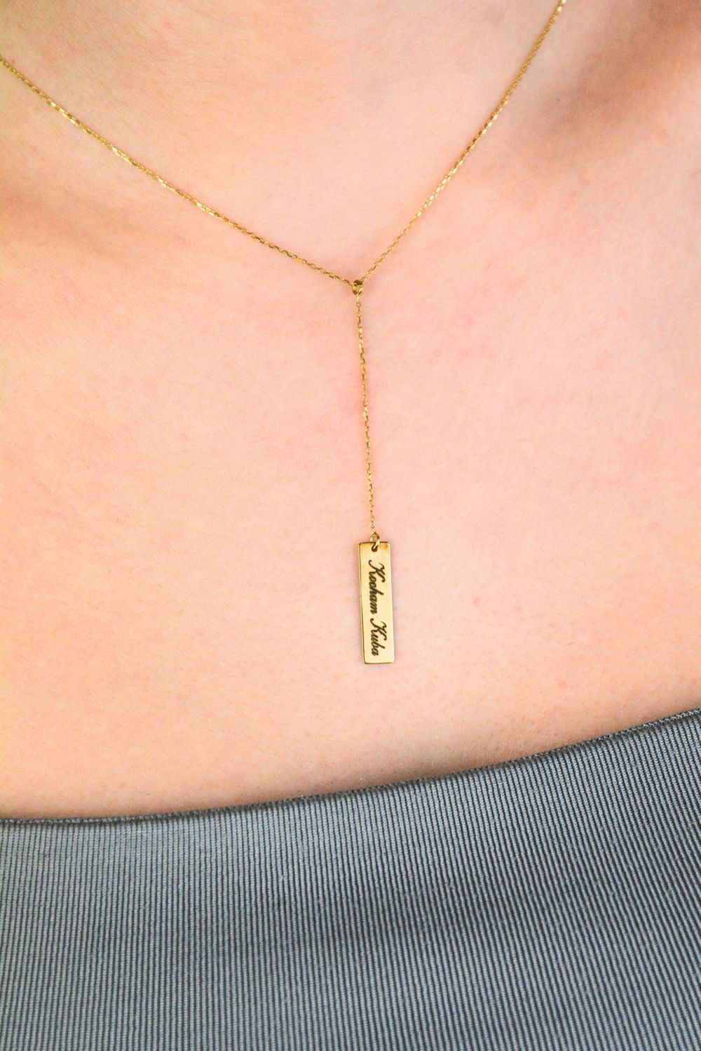 Złoty naszyjnik krawatka z grawerem „Kocham Kuba” – złoto 585 (2).jpg